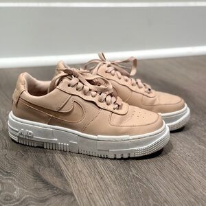 Nike Women's Light Pink Air Force One Sneakers Size 6